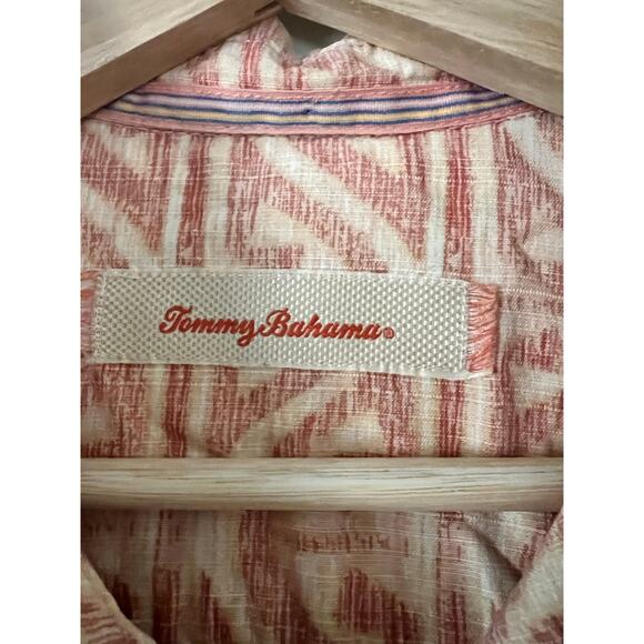 Tommy Bahama Men’s Silk Hawaiian Tropical Tiki Button-Down Shirt Palm Camp M - Picture 2 of 4